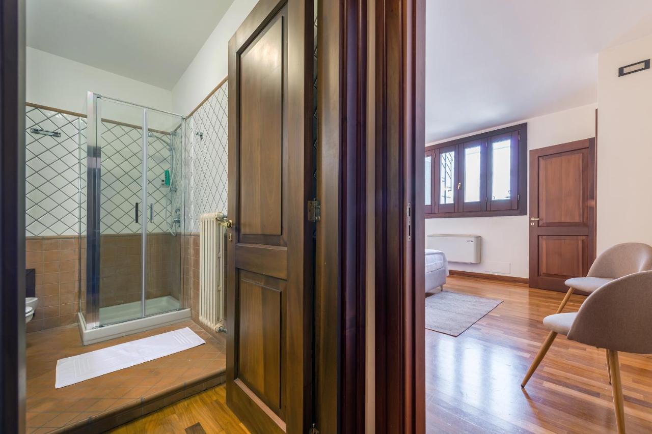 Goodstay Palazzo Marini Suite Лече Екстериор снимка