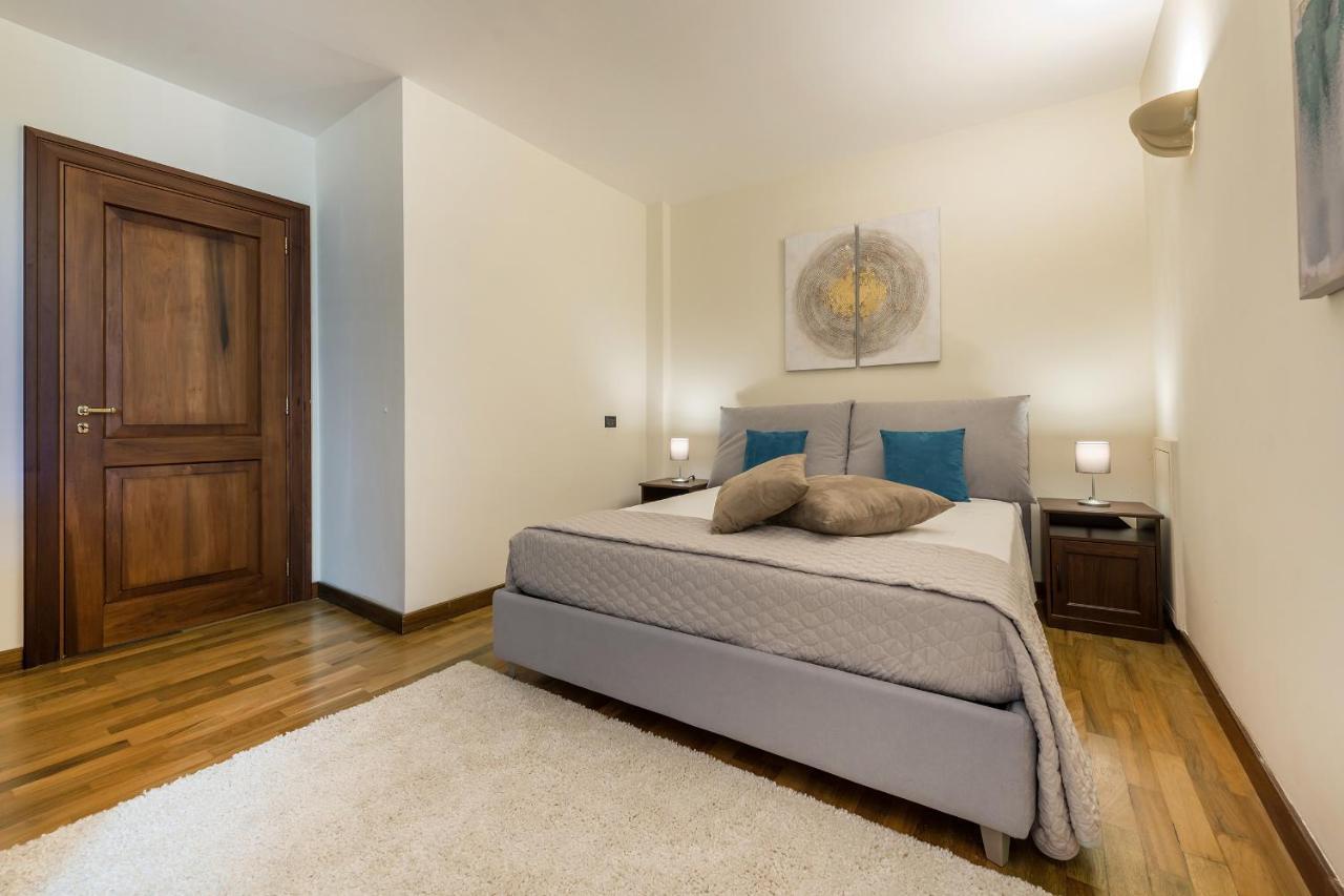 Goodstay Palazzo Marini Suite Лече Екстериор снимка