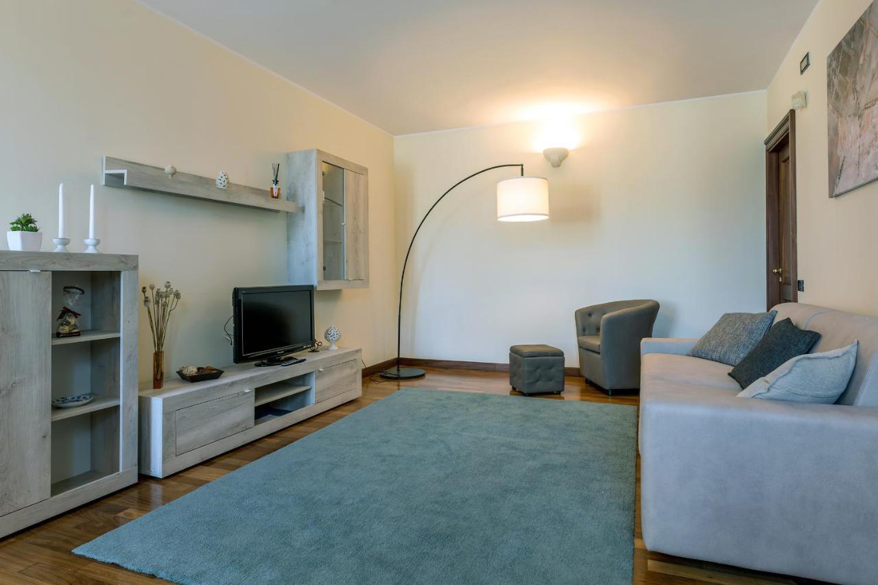 Goodstay Palazzo Marini Suite Лече Екстериор снимка